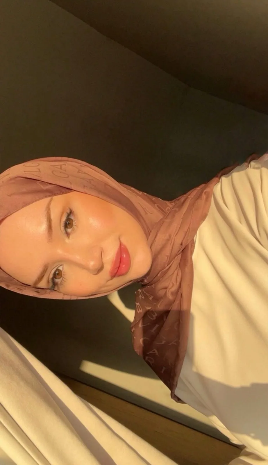 Hilal - Cami, Tuzla Escort
